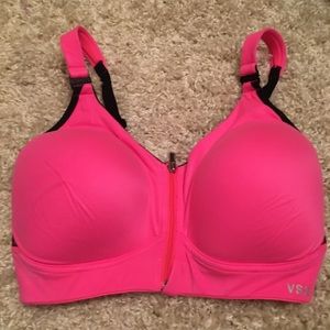 Victoria’s Secret sports bra!